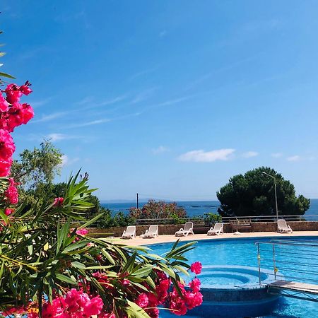 Evasion Corse - T2 Vue Mer, Piscine & Plage Аяччо Экстерьер фото