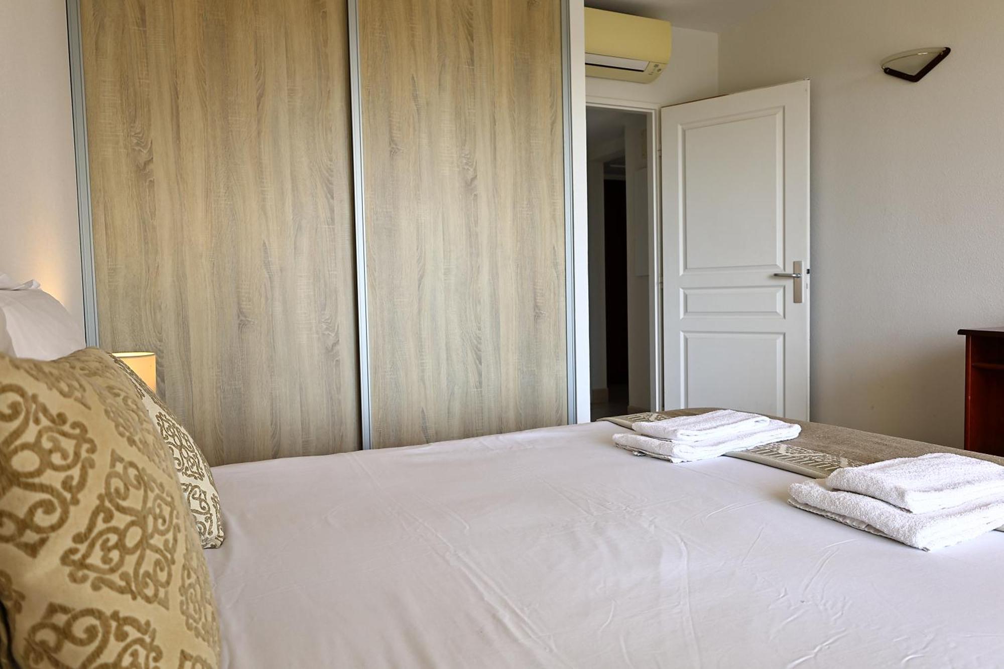 Evasion Corse - T2 Vue Mer, Piscine & Plage Аяччо Экстерьер фото